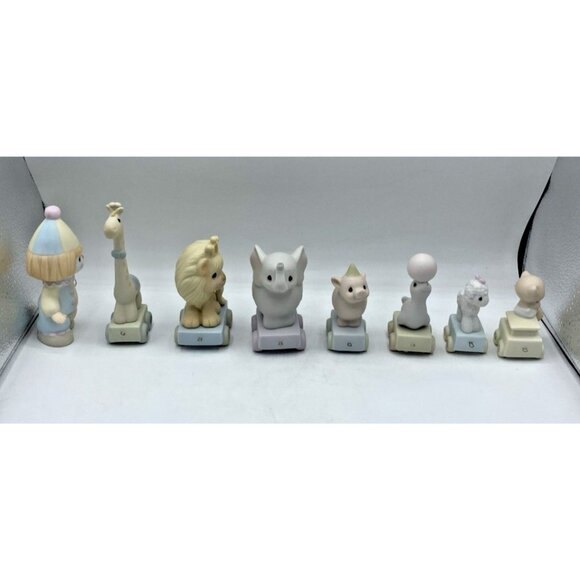 8 Vintage Precious Moments Birthday Train Figurines Set Ages 0–6 Clown Animals - Picture 4 of 16